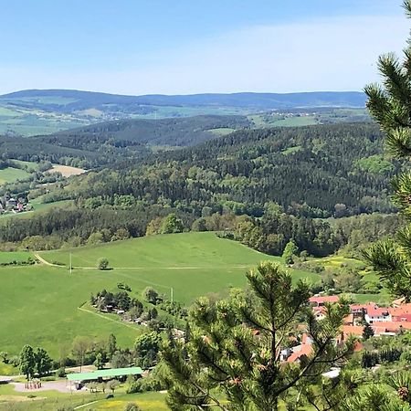 Ferienwohnung Dietlinde Bad Blankenburg Esterno foto