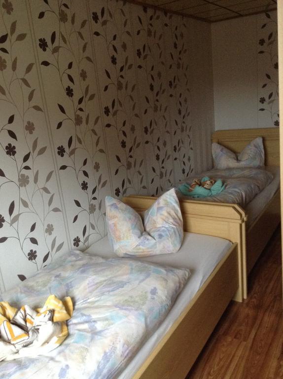 Ferienwohnung Dietlinde Bad Blankenburg Esterno foto