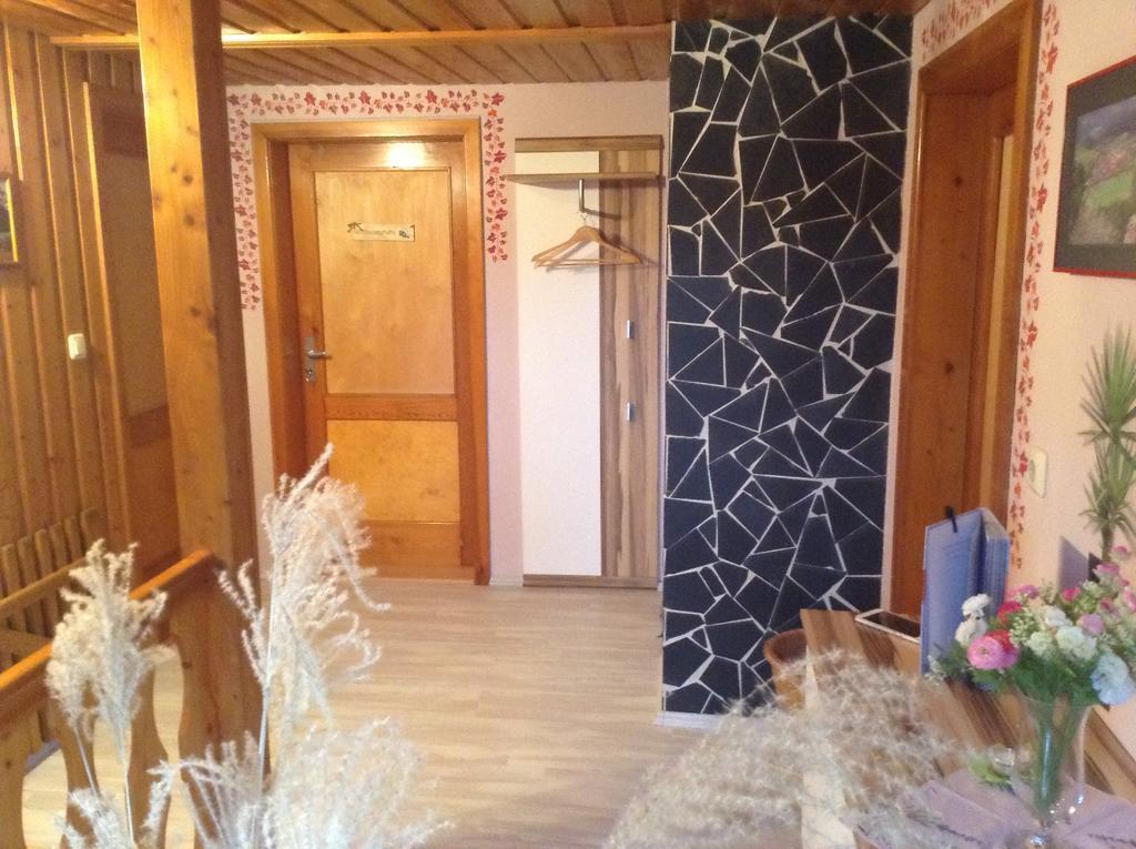 Ferienwohnung Dietlinde Bad Blankenburg Esterno foto